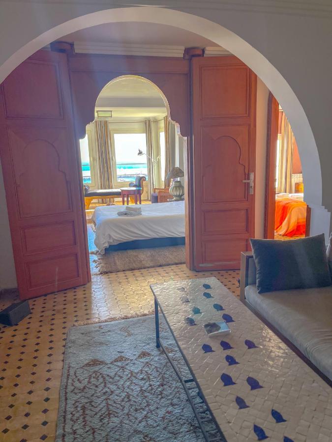 Vue Imprenable Le Balcon De Tanger Hotel Bagian luar foto