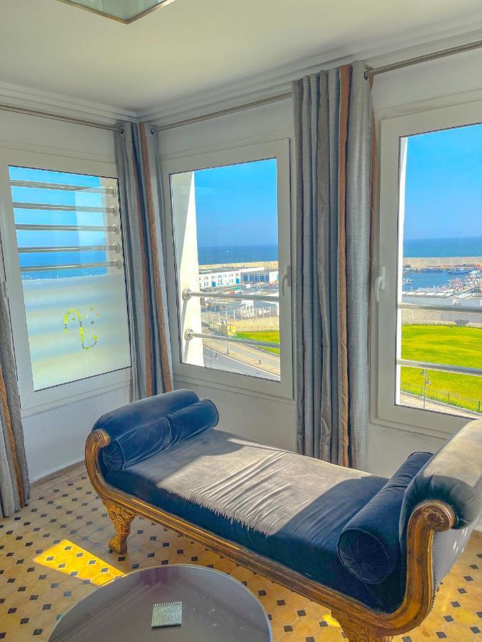 Vue Imprenable Le Balcon De Tanger Hotel Bagian luar foto